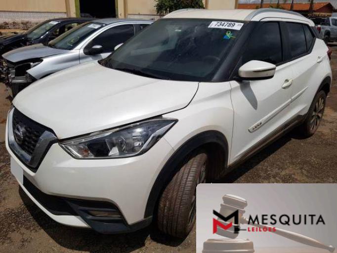 NISSAN KICKS 21/21