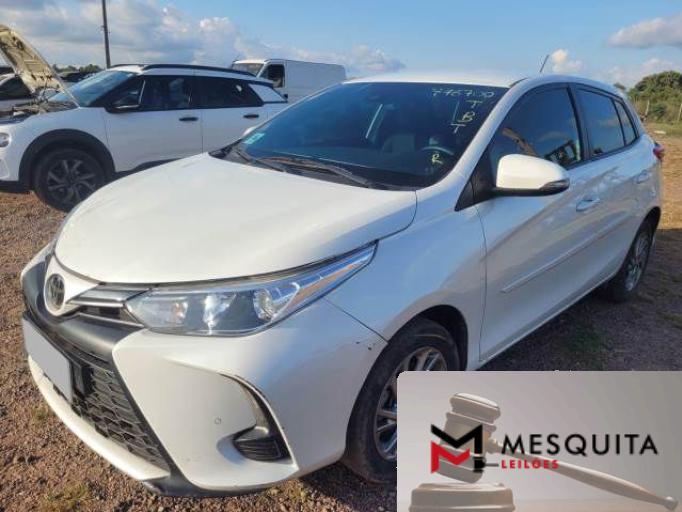TOYOTA YARIS 22/23