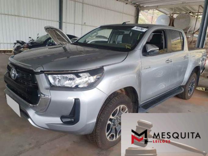 TOYOTA HILUX CD 21/21