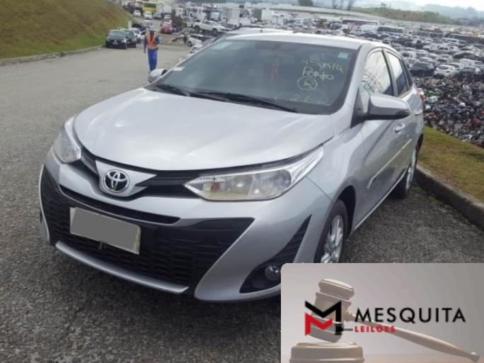 TOYOTA YARIS 19/19