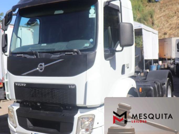VOLVO VM 330 14/15