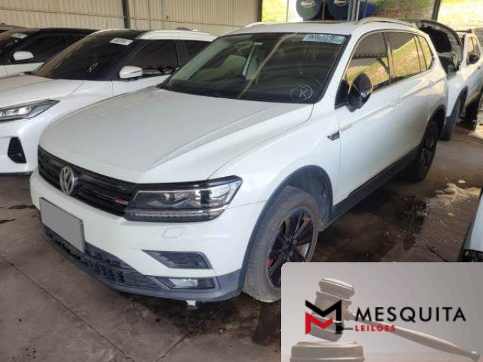VOLKSWAGEN TIGUAN 19/19