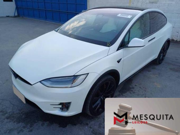 TESLA MODEL X 18/18