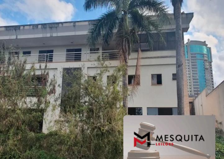 CASA E TERRENO 2.332m² - LONDRINA - PR 