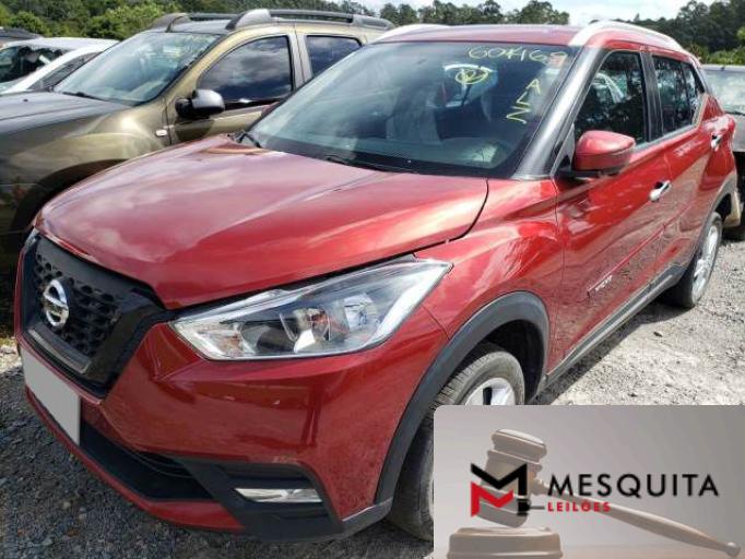 NISSAN KICKS 18/18